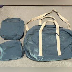 Known Supply Blue Weekender / Overnight Duffle Bag + 2 Packing Cubes – Set